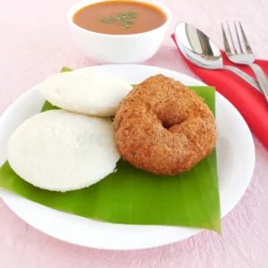 Idli Vada (Idli 2 - Vada 1)